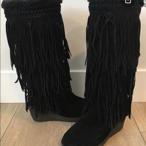 Bear paw suede and fringe wedge boots